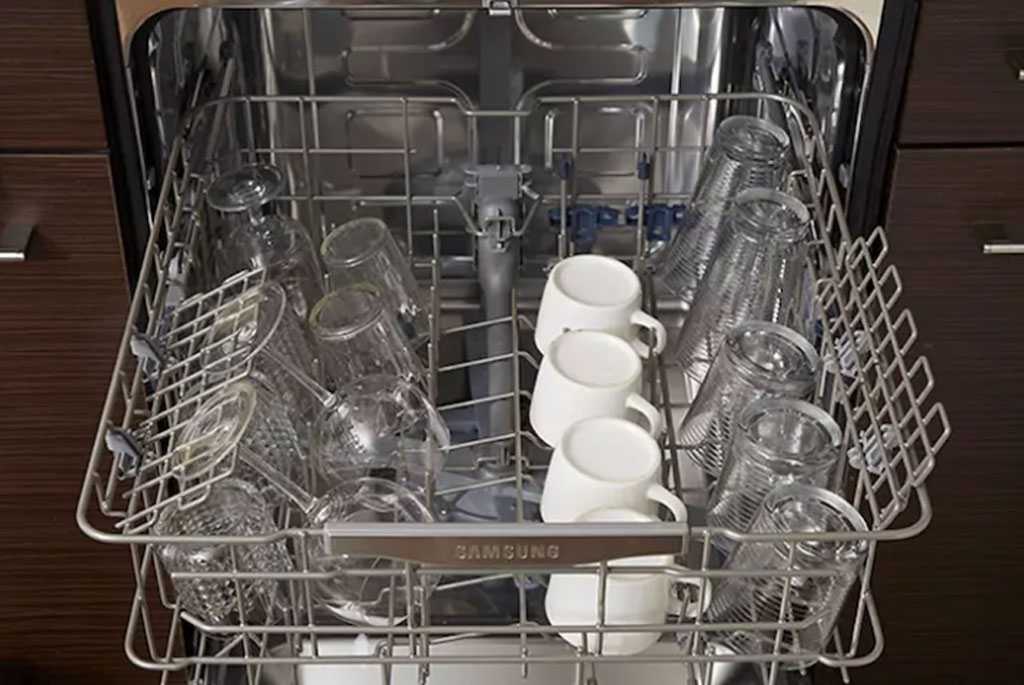 Не включается посудомоечная машина Сходня